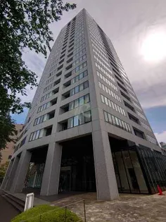 パークキューブ目黒タワー【1階】の外観