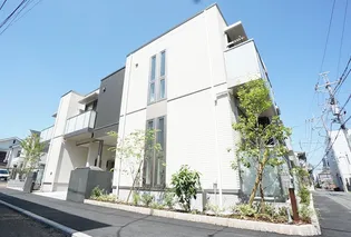 ベルグリシーヌ【2階】の外観