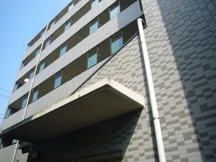 スカイコート駒場東大前【5階】の外観