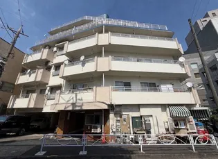 まんしょん目黒東山【2階】の外観