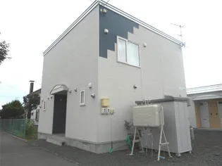 ファミール三輪 G棟の外観