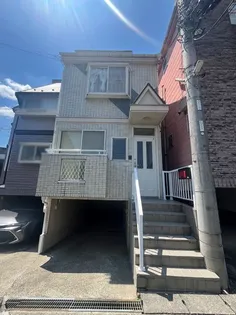 神奈川県川崎市多摩区菅3【一戸建】の外観