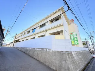 清鳳マンション【2階】の外観