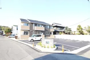 ジーナ ブルーメの画像