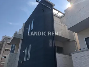 リバーガーデンの画像