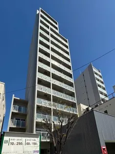 東京都新宿区箪笥町【マンション】の外観