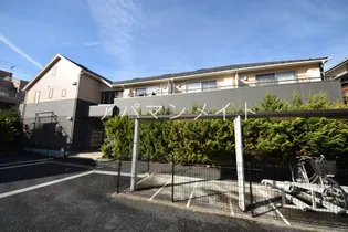 シュールメゾン戸塚【2階】の外観