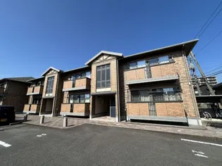 ナル・グランデU D棟【1階】の外観