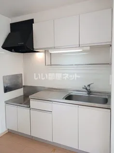 プルミエール【1階】のキッチン