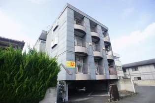 ベルコートIZ【3階】の外観