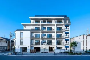 MAISON HOUSEDRESSINGの画像