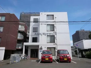 サニープレイスWEST5【2階】の外観