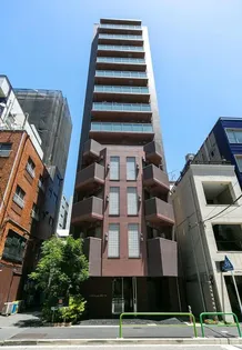 東京都千代田区神田猿楽町1【マンション】の外観