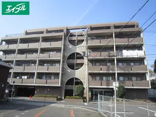 VIP中川【5階】の外観