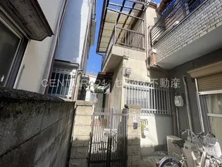 大阪府八尾市久宝園3【一戸建】の外観