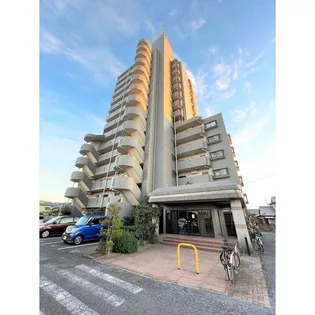 悠和苑【4階】の外観