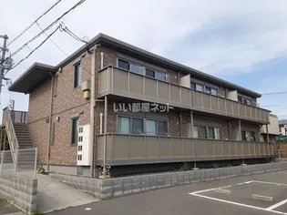 ショコラ小串【2階】の外観
