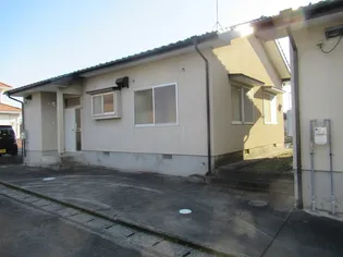 熊本県山鹿市鹿校通4【一戸建】の外観