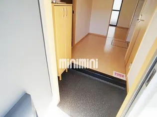 ルーラルハウス【2階】の玄関