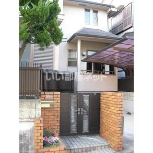 緑園都市戸建の外観