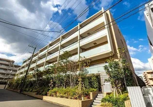 ザ・パークハウス宮前平【4階】の外観