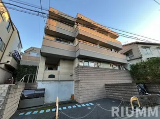 東京都新宿区北新宿3【マンション】の外観