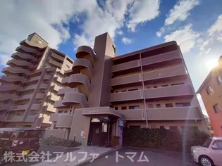 ジュアン三条【3階】の外観