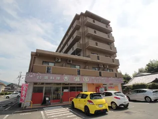 プラティーク川島の画像