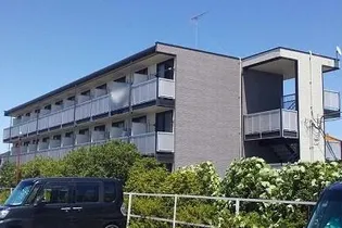 レオパレスグリーンハイム南【1階】の外観