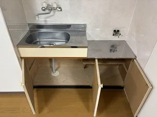 コーポラスなるせV【2階】のキッチン