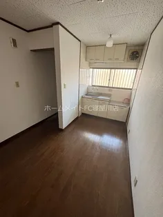 新家ハイツ【2階】の居間