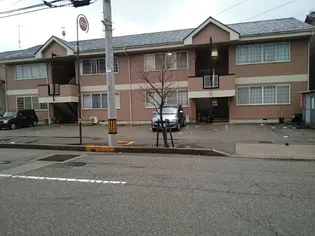 プラドール上荒屋の画像