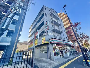 第一サイプレスマンション【2階】の外観