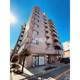 メゾン・ド・ユニヴェール【2階】の外観