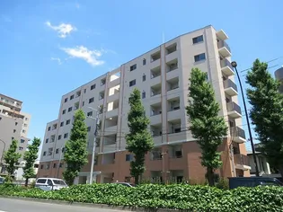 ポルト ドゥ ヴァンドーム【2階】の外観