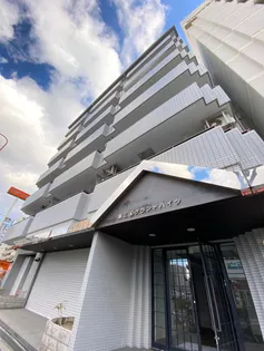 大阪府大阪市淀川区三国本町1【マンション】の外観