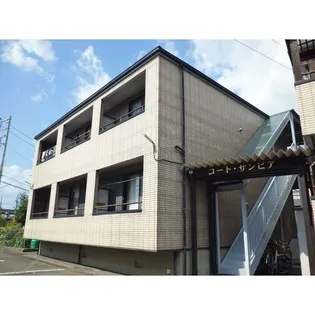 コートサンピア【1階】の外観