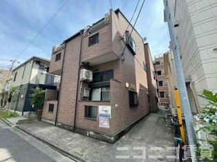 グランドゥール【1階】の外観