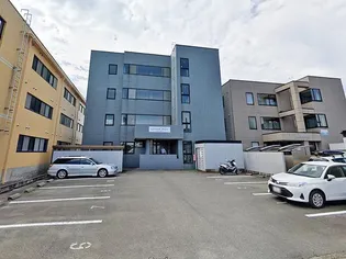 グランブルー【4階】の外観