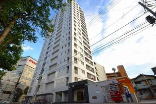 広島県広島市東区若草町【マンション】の外観