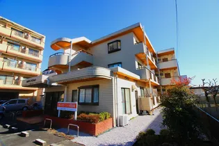 大蔵グリーンマンション【3階】の外観