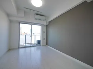 プレスト武蔵小杉【7階】の居間