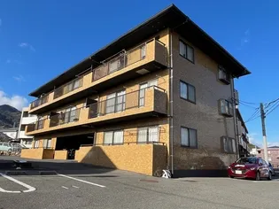 恵夢五番館【3階】の外観