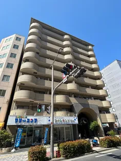 ロイヤルパーク【3階】の外観