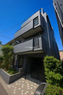 メゾン本町【1階】の外観