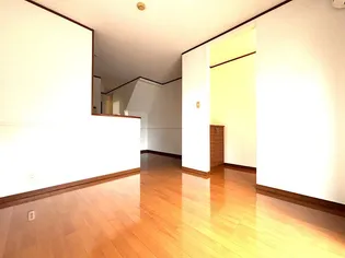 ステーションヒルズの居間