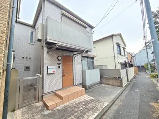 東京都新宿区新宿7【アパート】の外観