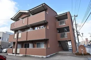 ヴィアーレ・II【2階】の外観