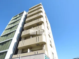 アーバン東山【3階】の外観