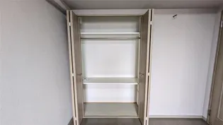 ロイヤルシャトー寺町台 601【6階】の内装